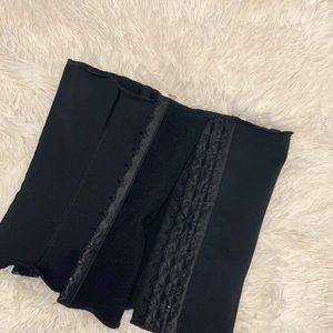 Skims waist trainer